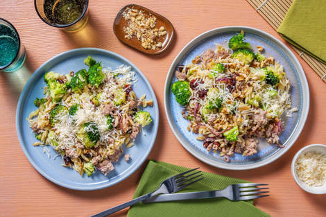 Orzo à la sicilienne au poulet haché et raisins secs