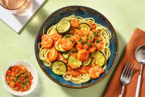 Spaghetti met garnalen in kerrie-roomsaus