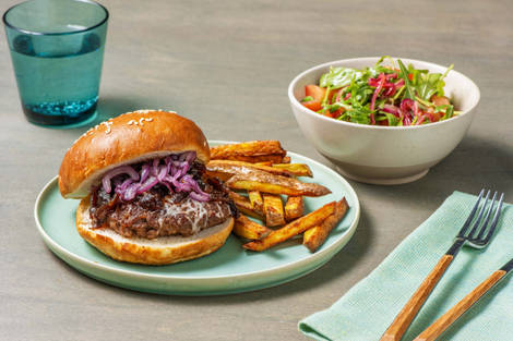 Burger de sanglier au fromage et chutney d'oignon