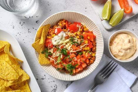 Mexicaans gekruide linzenstoof met pittige tortillachips