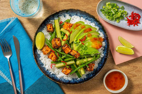 Vegane Bowl mit Sesam-Süßkartoffel