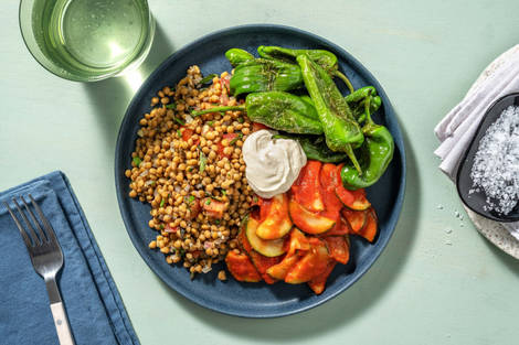 Mezze-Platte mit Linsen-Tabbouleh & Hummus