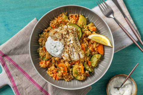 Bulgurpfanne mit Seelachs und Kräuterdip