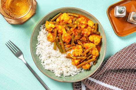 Indischer Gemüsetopf mit Blumenkohl