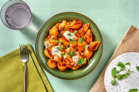 Conchiglie gratinées à la mozzarella et au pecorino