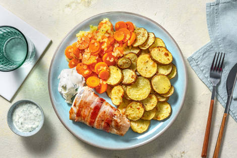 Filet de cabillaud au lard et carottes poêlées