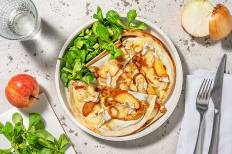 Flammekueche au brie et à la pomme