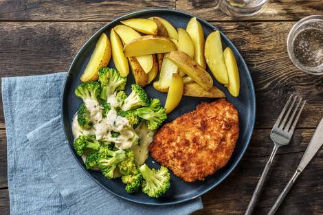 Schnitzel mit Zwiebel-Pfeffer-Soße