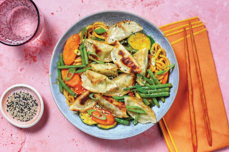 Double Veggie Gyoza & Sweet Chilli Noodle Stir-Fry