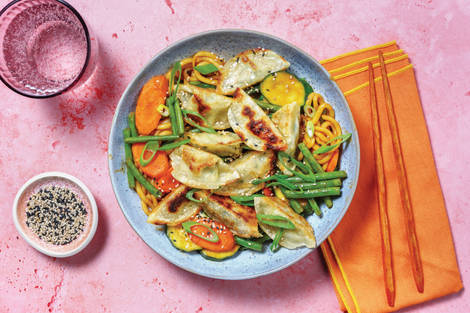 Double Veggie Gyoza & Sriracha Noodle Stir-Fry