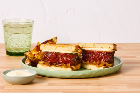 Caramelized Onion Meatloaf Sandwiches