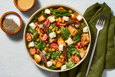 Shrimp & Spinach Caprese Salad