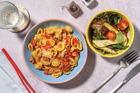 HelloHero: One-Pot Beef & Tomato Pasta