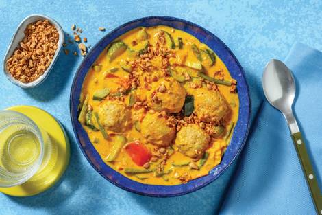 Laksa-Style Pork Meatball Soup 