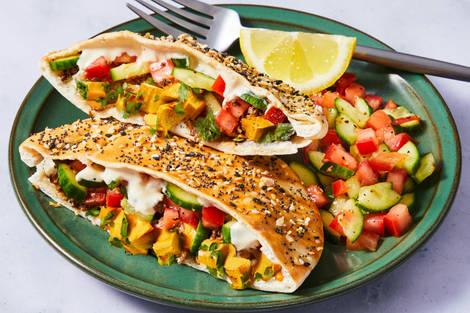 Everything-Spiced Za'atar Tofu Pitas