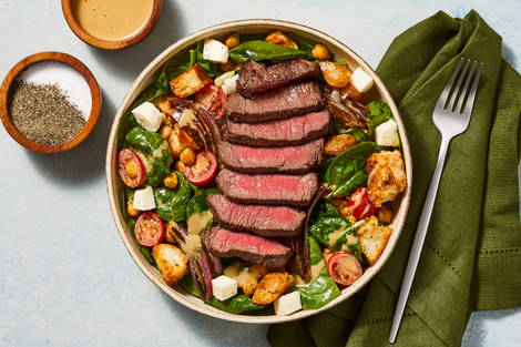 Steak & Spinach Caprese Salad