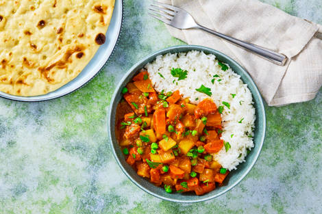 Vegan Aloo Matar with Garlic Naan