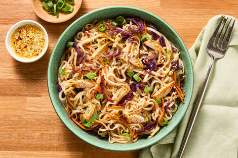 Chinese-Style Speedy Chicken Ramen Noodles
