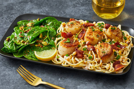 Scallops & Creamy Corn Pasta with Bacon 