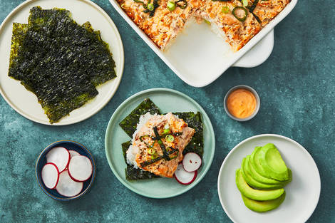 Riz collant et double saumon étagé à la sushi