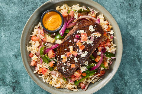Bols de riz et de steak façon fajita à la sauce au chipotle