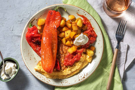Patatas bravas et omelette au fromage de chèvre