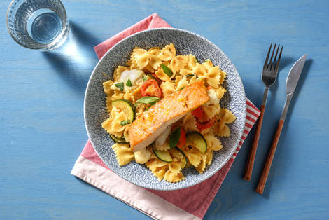 Farfalle Caprese mit Mozzarella & extra Lachsfilet