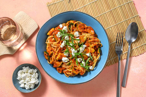 Spaghetti au blé complet en sauce au poivron rôti