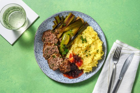 Zelfgemaakt gehaktbrood met aardappelpuree