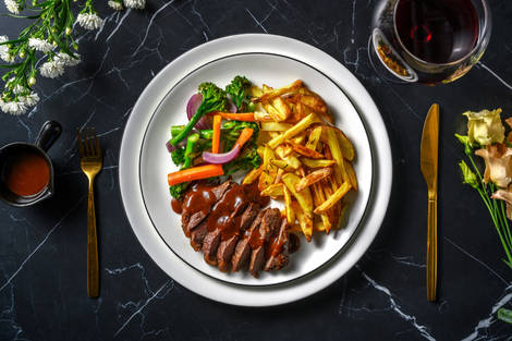 Ytrefilet av storfe og kremet peppersaus