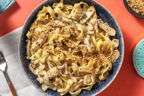 Fettuccine in Kräuterseitlingsoße & extra Bio-Hähnchen