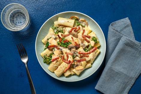 Quick Creamy Truffle Bacon and Mushroom Rigatoni 