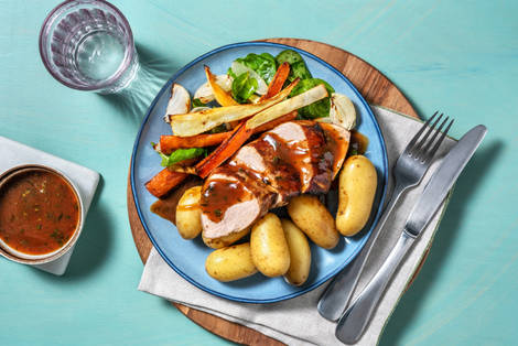 Ovnsbakt svinefilet og rødvinssaus