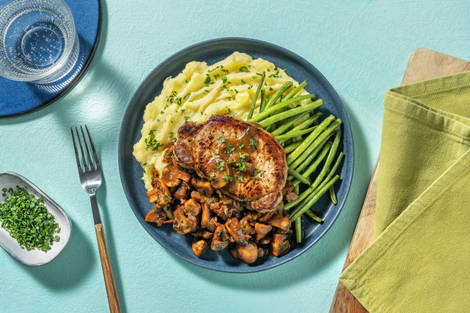 Maronen-Pilz-Ragout mit Bohnen und extra Schweinesteak