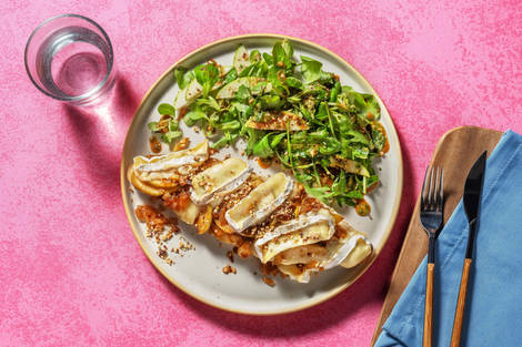 Tartine à la pomme, oignon & camembert