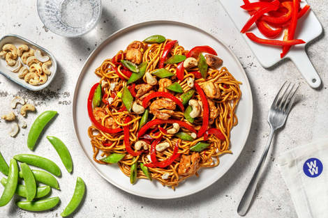 Stir-Fried Hoisin Chicken Noodles