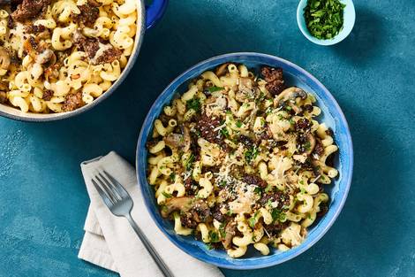 Macaroni au fromage et au bœuf façon soupe à l’oignon
