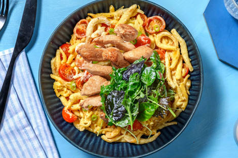 Spätzle-Pfanne mit Mozzarella und extra Hähnchen