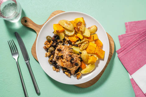 Petto di pollo alle olive, noci e uvetta