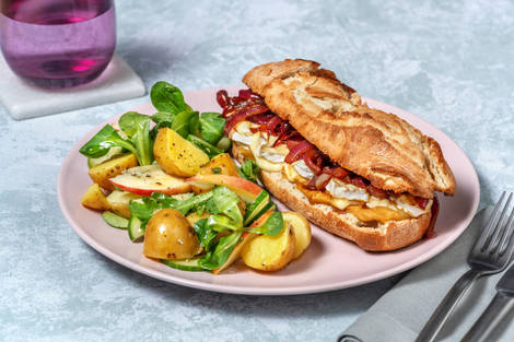 Sandwich au brie & oignon caramélisé