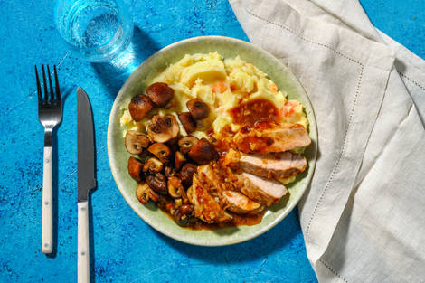 Lomo de cerdo con salsa casera de su jugo