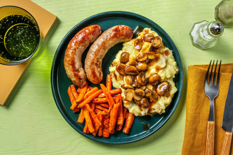 Cosy Double Sausages in Mushroom Sauce