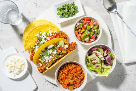 Chili sin carne taco's met paprikasalsa