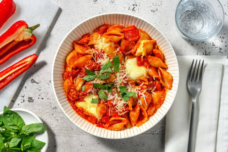 Conchiglie uit de oven met mozzarella