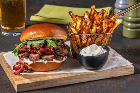 Amerikansk ryggbiffburgare och pepparaioli 