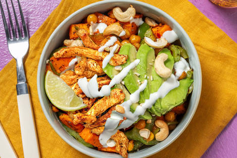Süßkartoffel-Kichererbsen-Bowl mit extra Hähnchen