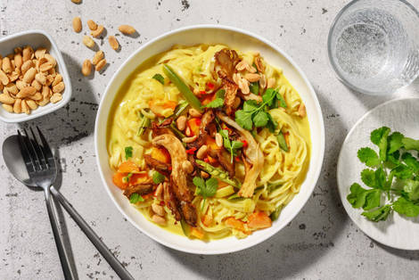 Laksa med østerssopp og sukkererter