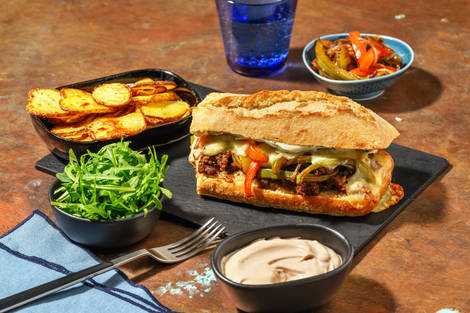 Amerikansk oksekøds- og mozzarellasandwich