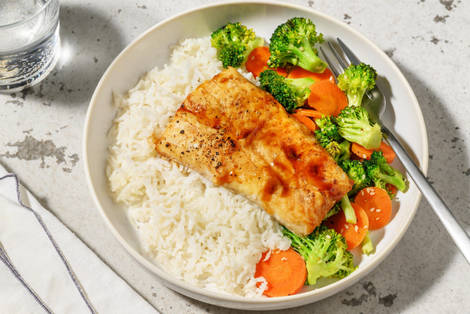 Ugnsstekt vit fisk i ponzusås