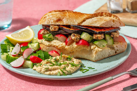 Sabich! Harissa-Auberginen-Sandwich mit extra Bio-Hähnchen